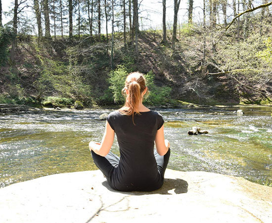 Yoga et méditation dans la nature 