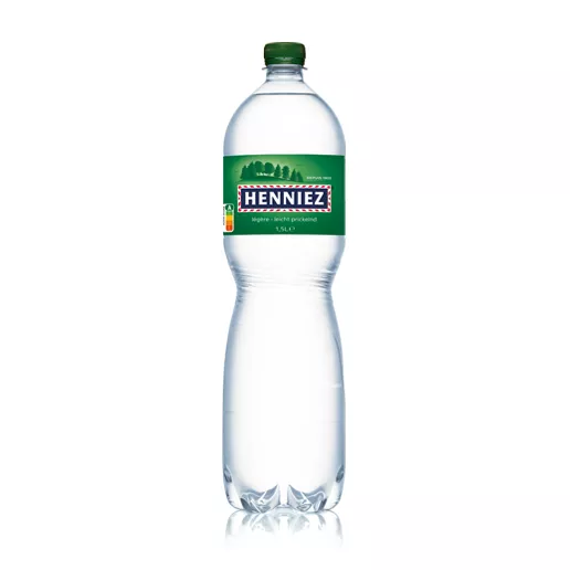 Flasche HENNIEZ leicht prickelnd PET 150cl